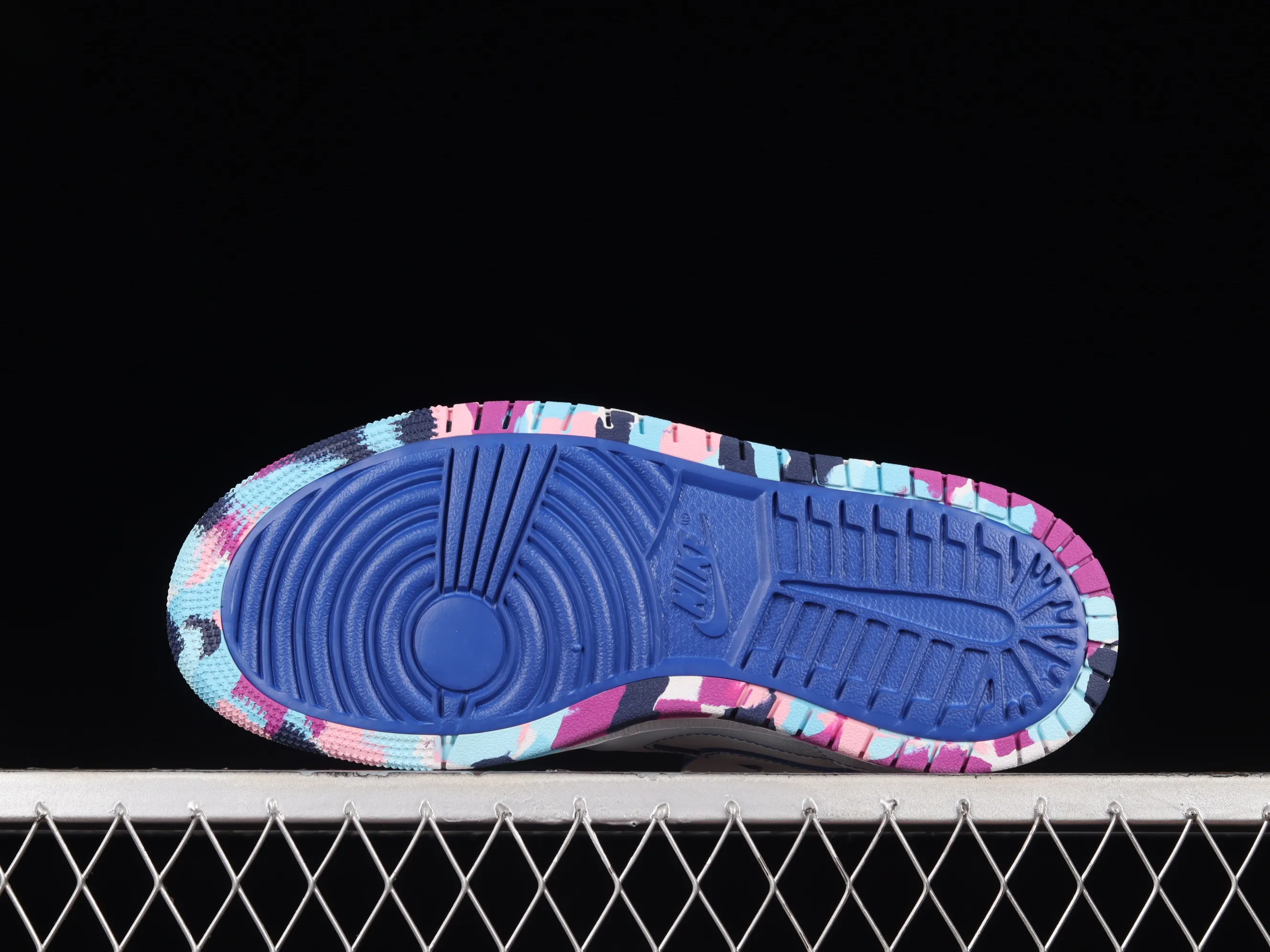 All categories Air Jordan Jordan series basketball shoes Air Jordan 1 High Air Jordan 1 Zoom CMFT "25 Years in China" AJ1 Joe 1 25th anniversary limited scratch-off high-top basketball shoes DX6036-111